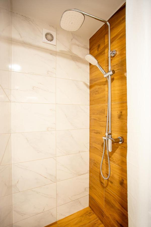 Luxury Apartment With 2 Bedrooms In The City Center Mykolaiv Exterior photo