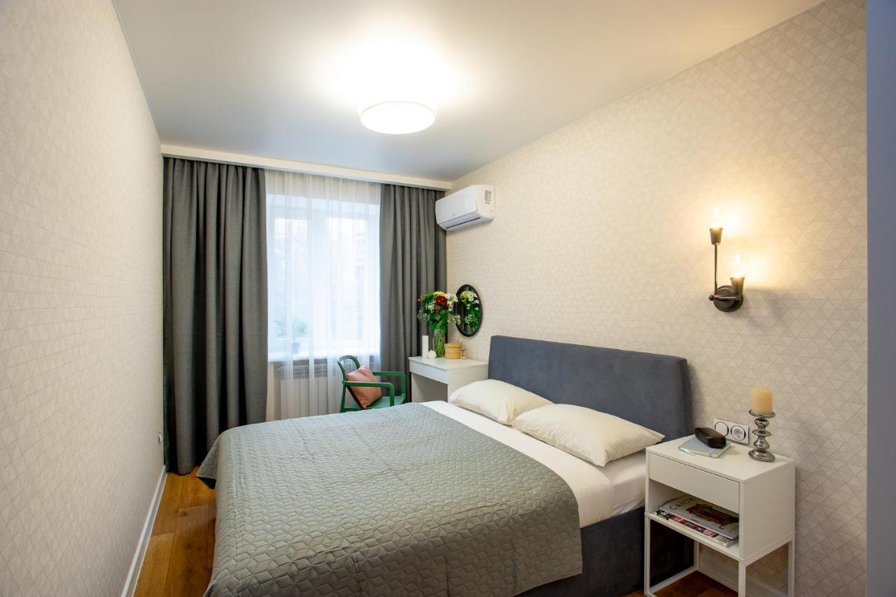 Luxury Apartment With 2 Bedrooms In The City Center Mykolaiv Exterior photo